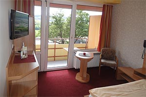 Komfort-Fernblick-Einzelzimmer (mit Balkon)